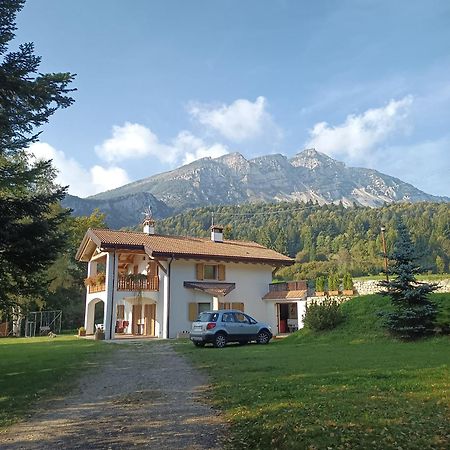 Appartamento Vacanze Bordala Ronzo-Chienis Exteriör bild