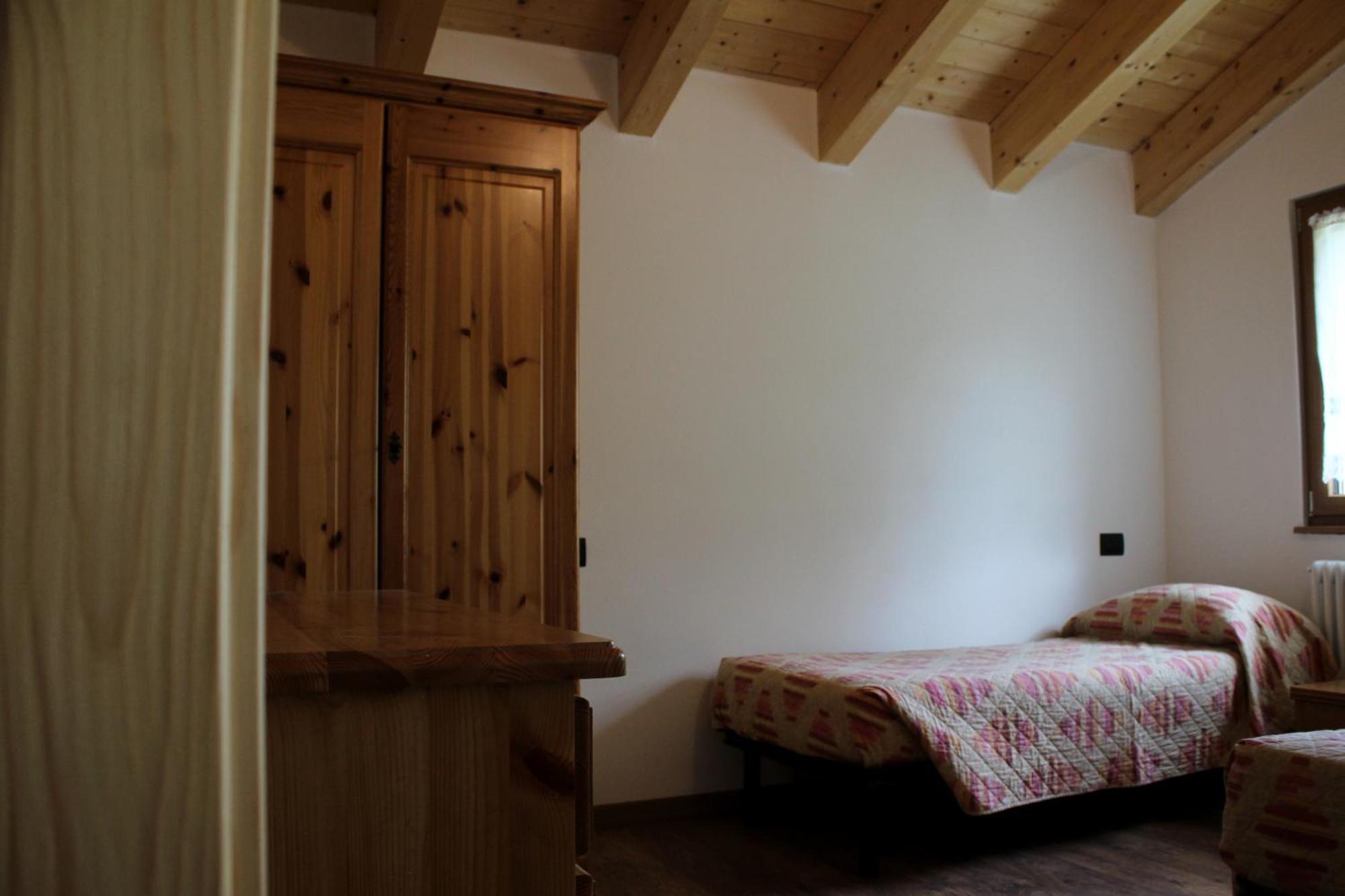 Appartamento Vacanze Bordala Ronzo-Chienis Exteriör bild